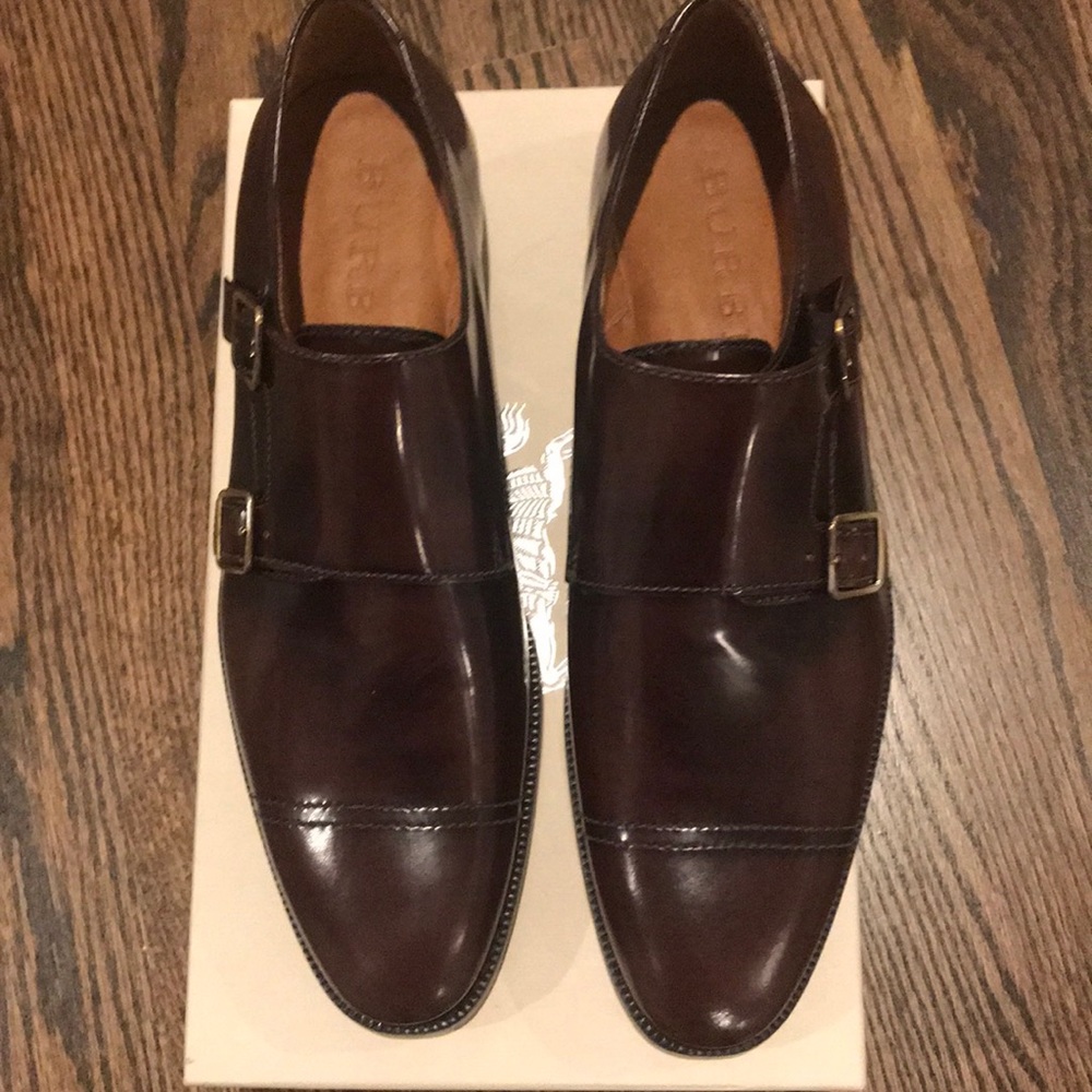 Burberry Leather Buckle Oxfords